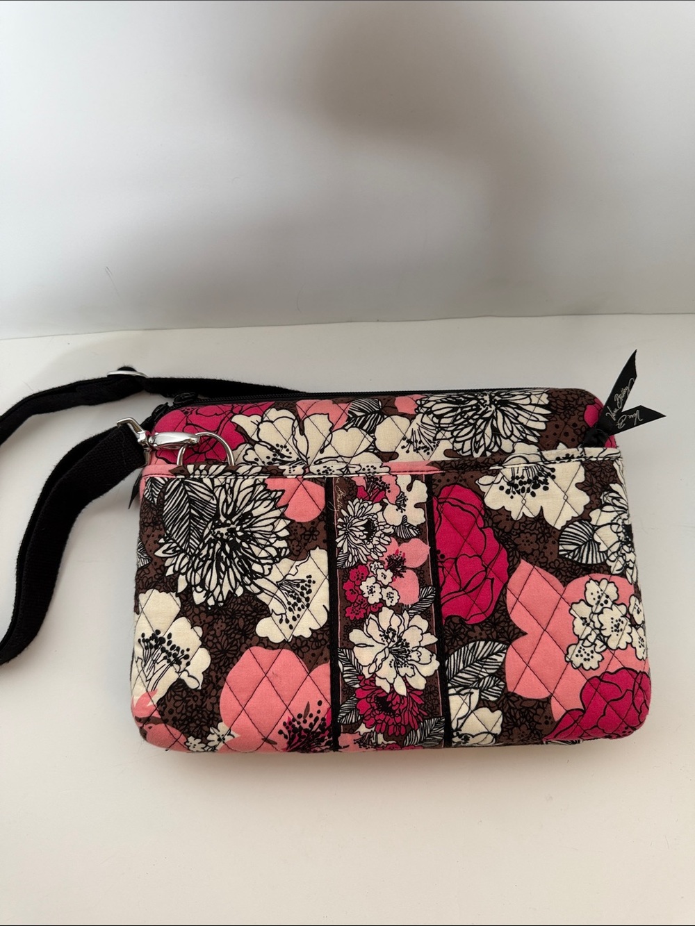 Vera Bradley iPad notebook case 
Pink Floral Quilted Crossbody mocha rouge EUC